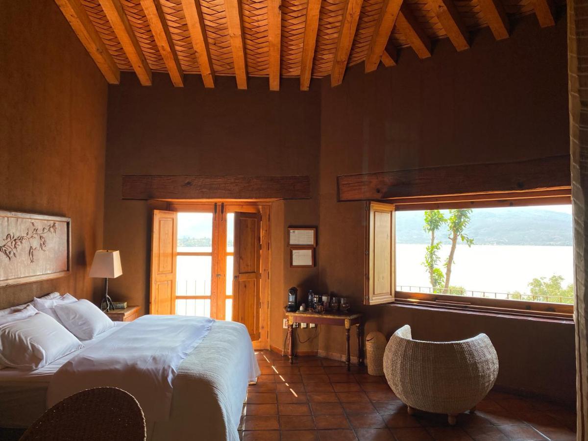 ホテル Hacienda Ucazanaztacua パツクアロ エクステリア 写真