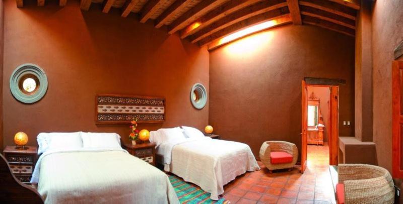 ホテル Hacienda Ucazanaztacua パツクアロ エクステリア 写真
