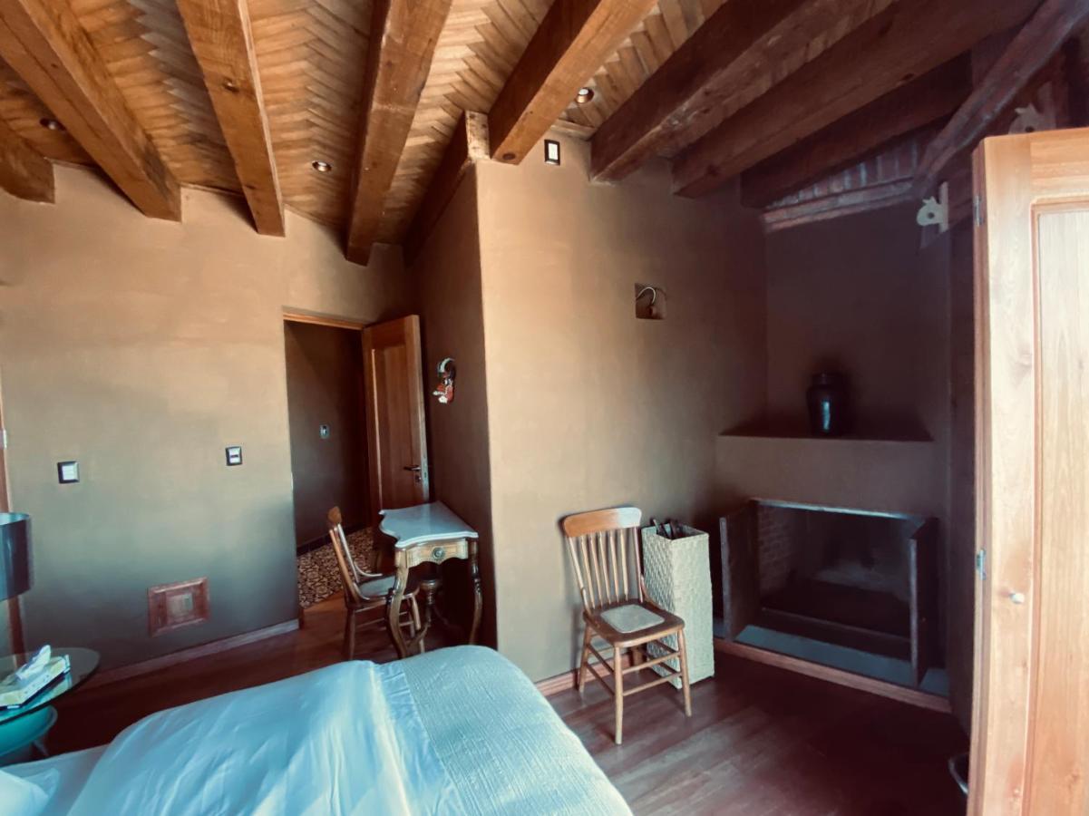 ホテル Hacienda Ucazanaztacua パツクアロ エクステリア 写真